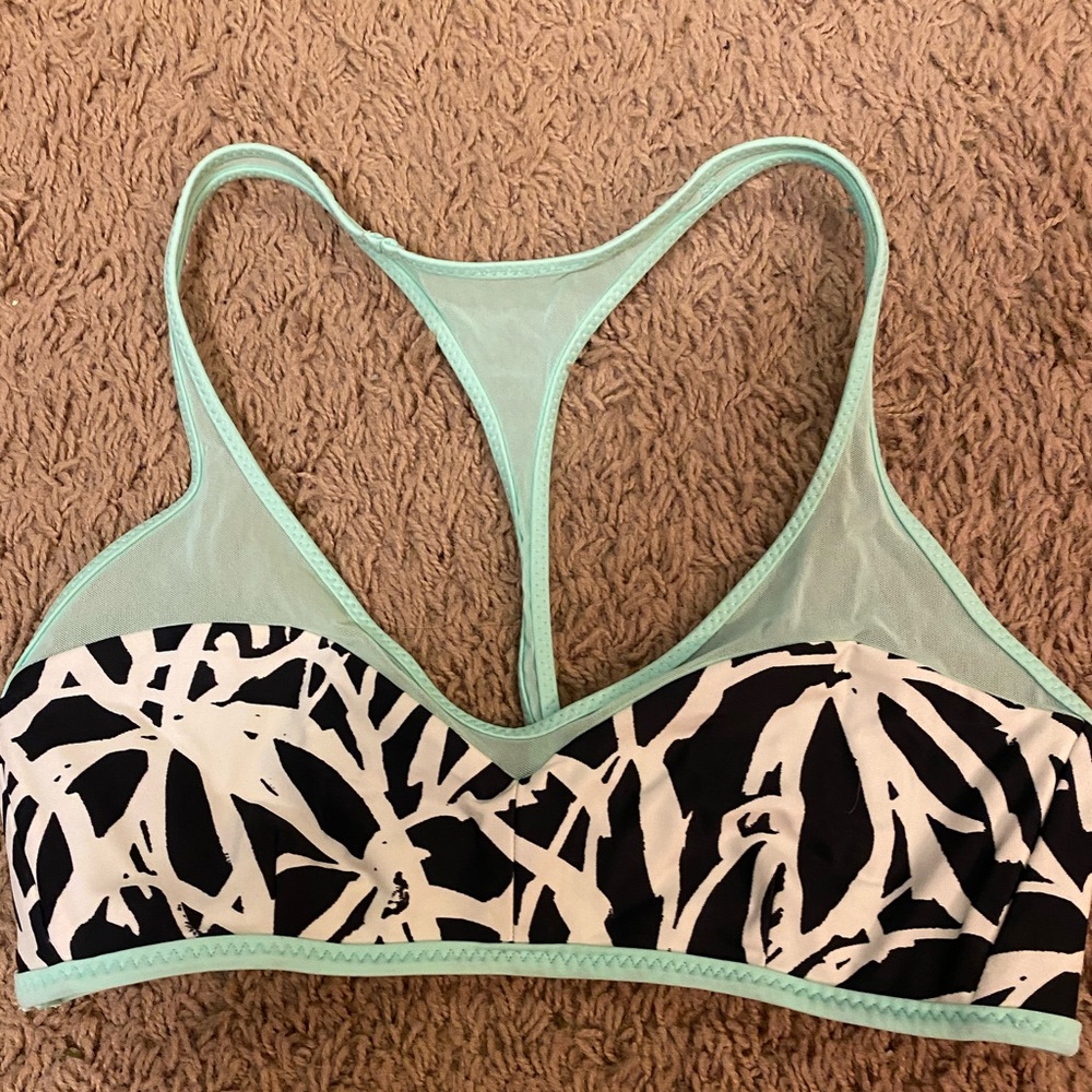 🍋🍋Lulu Lemon Swimsuit Top🍋🍋